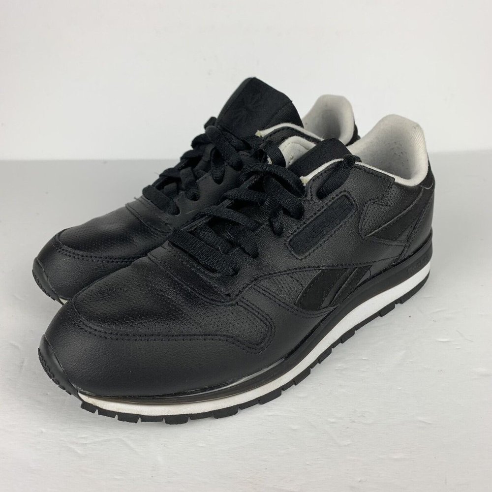 Reebok Classics Leather Size 5 Men's 6.5 Womens Black White Sneakers Big Kid 519